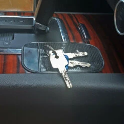 Auslauf 🎁 1x Nemaxx Antirutsch-Pad Black Gecko - Starke Haftung Für Ihr Handy Dank KFZ Halterung ✔️ -Nemaxx Verkäufe unnamed file 515